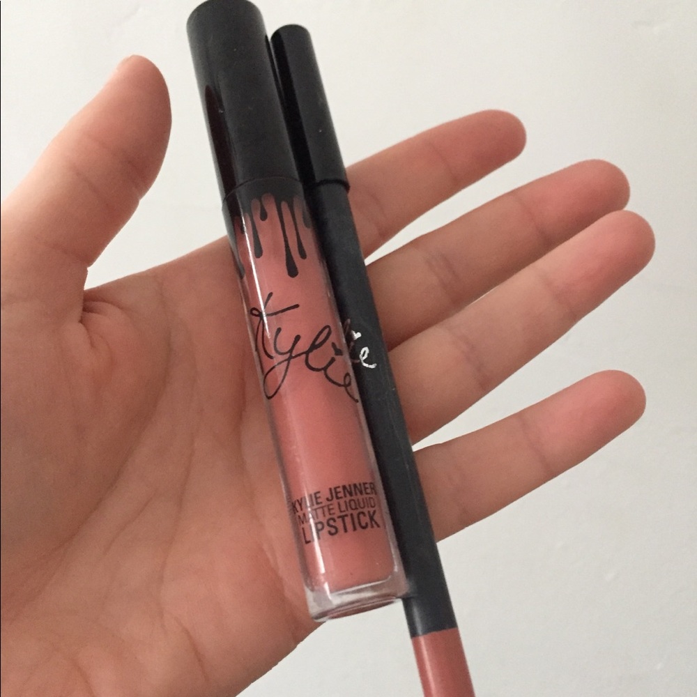 Kylie Lip Kit in Queen